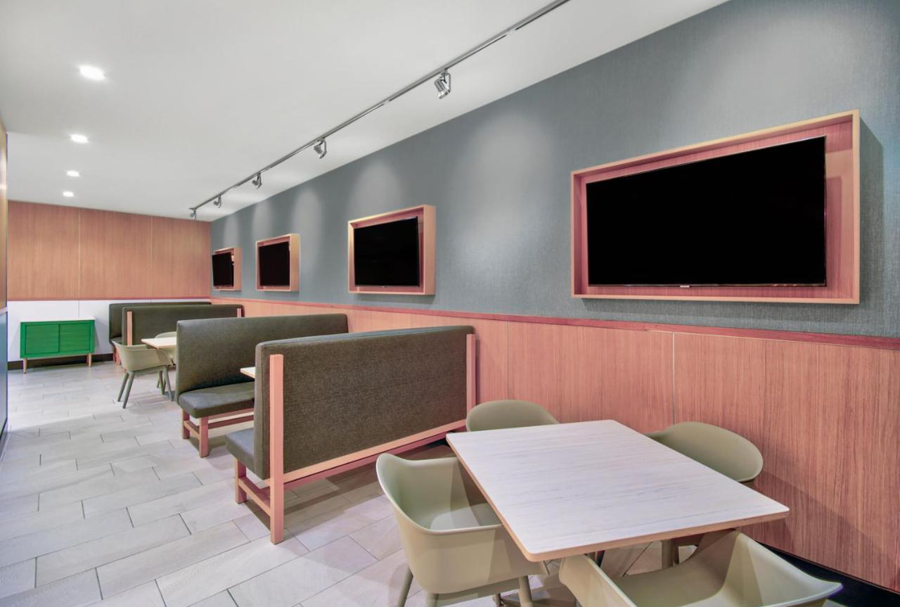 Holiday Inn - Erie By Ihg 외부 사진
