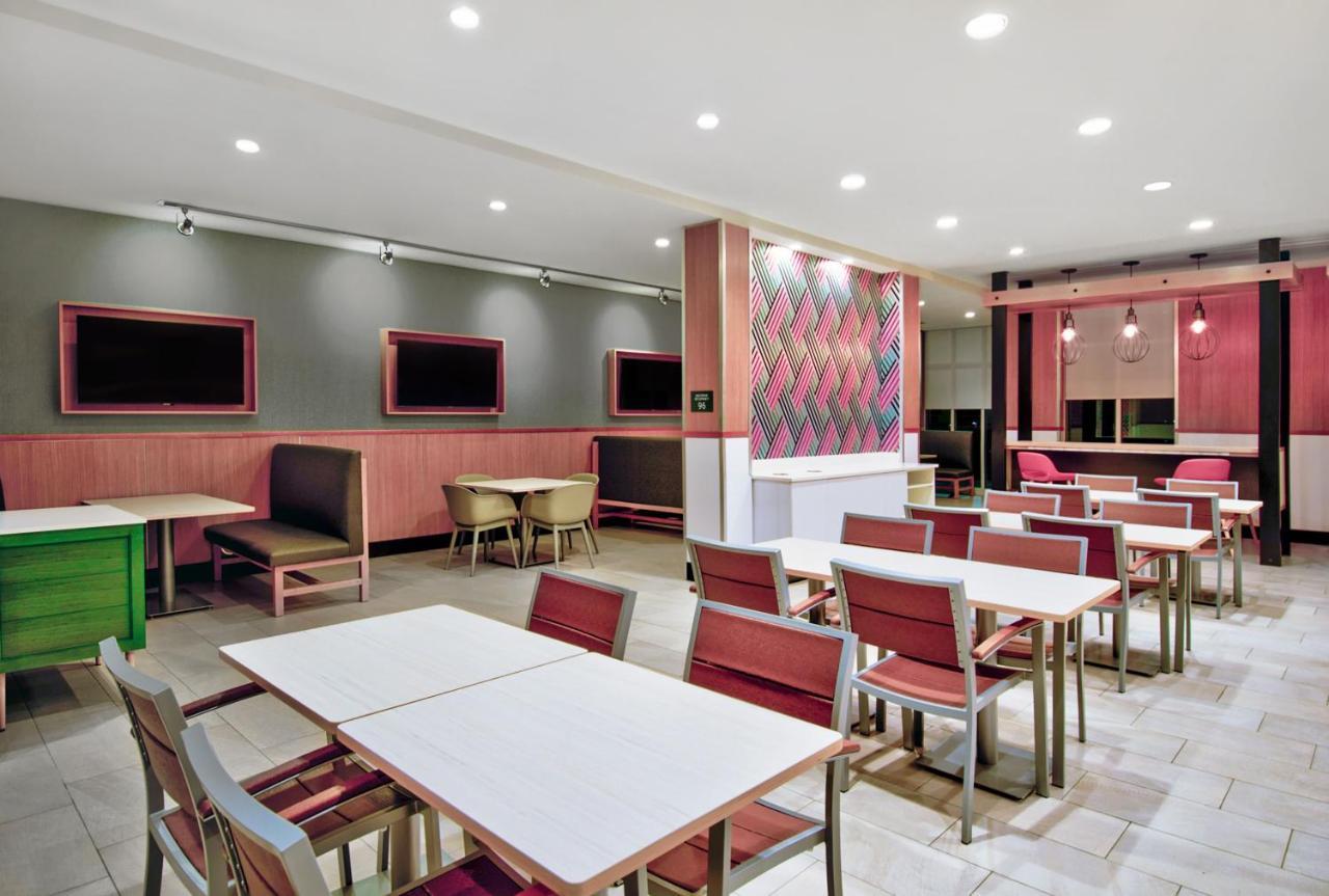 Holiday Inn - Erie By Ihg 외부 사진